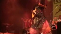 Thandiswa Mazwai in Concert, 2009 - 5