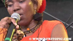 Yvonne Mwale in Concert 2014 - 5